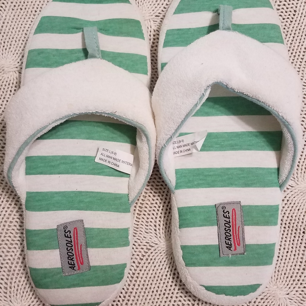 Aerosoles houseshoe flipflop New w/o tags